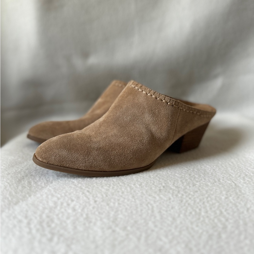 Franco Sarto Size 8 Women’s Beige/Tan Suede Heeled Mules - Picture 7 of 7